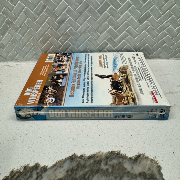 Dog Whisperer with Cesar Millan: The Complete First Season [4 Discs]: Sealed NEW - Picture 4 of 4